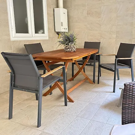 Vincent Maison * נאפולי